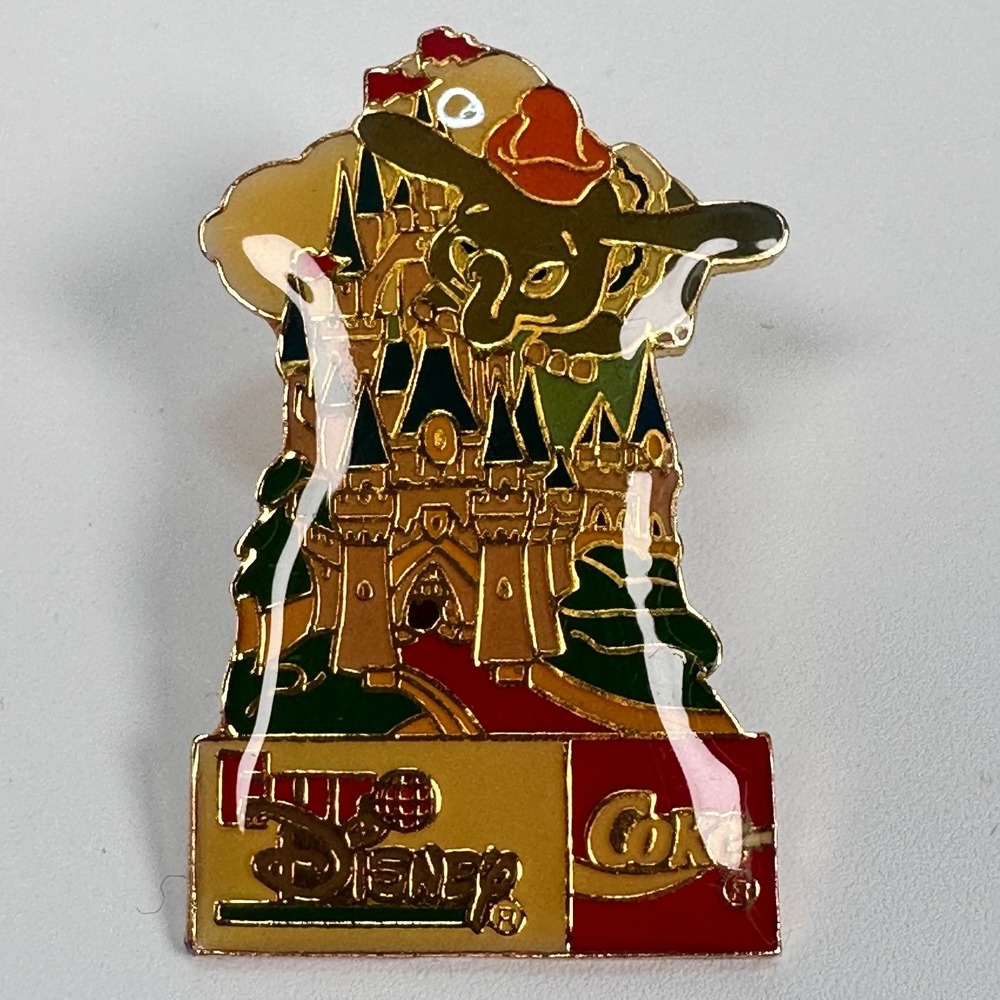Dumbo Castle Disney Pin‎ Euro Disney Coca-Cola Enamel Metal Multi-color